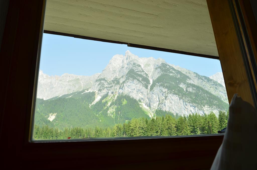 Landhaus Ahrn Лойташ Стая снимка